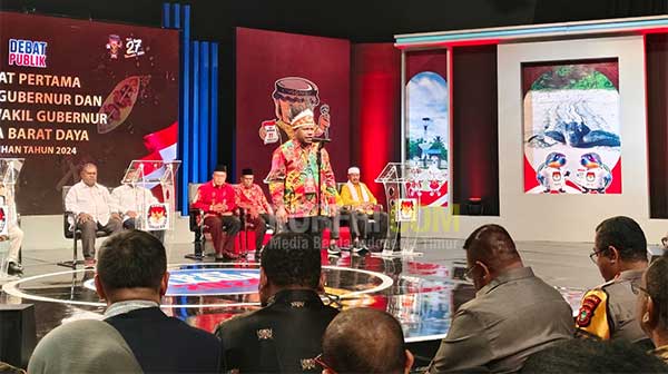 KPU PBD : Debat Publik Pertama Berjalan Baik, Soal Kekurangan Akan Diperbaiki 2 Ketua KPU PBD Debat Perdana2