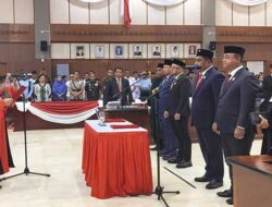 Pj Gubernur Hadiri Pelantikan, Benhur Watubun Kembali Pimpin DPRD Maluku