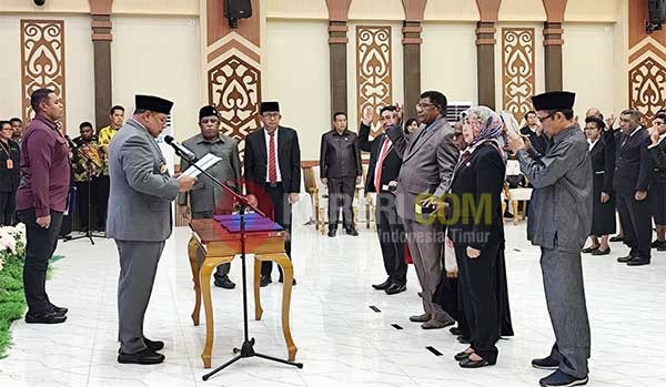 Pj Gubernur Lantik 75 Pejabat Pemprov PBD, Ini Penegasannya 3 IMG 20241115 WA0023