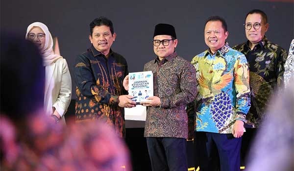 BPJS Kesehatan bersama Pakar Luncurkan Buku Perjalanan Satu Dekade JKN 3 IMG 20241212 WA0035