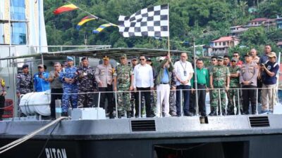 Wakapolda Papua Hadiri Pembukaan Finswimming Pangkoarmada Cup III