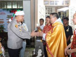Ciptakan Keamanan, Wakapolda Papua Pimpin Kunjungan Malam Kudus ke Gereja