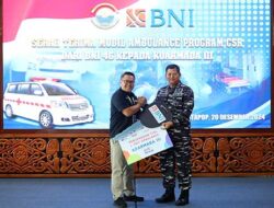 Wujud Sinergitas, BNI Hibahkan Satu Unit Mobil Ambulans ke Koarmada III