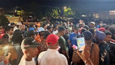 Pleno PPD Tembagapura Digeruduk Massa