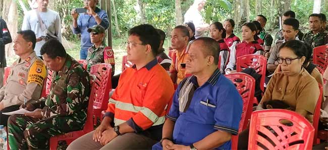 Yayasan Sorsilai Tanimbar Tanam Pohon4