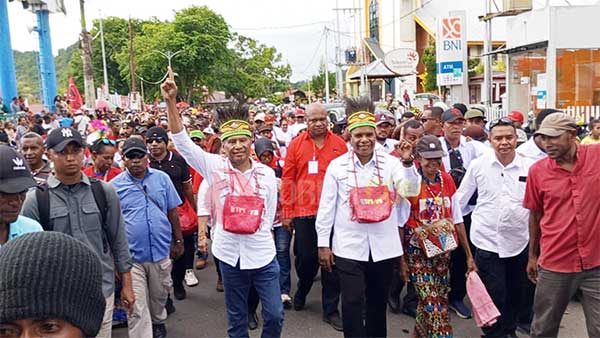 Adukan 5 Komisioner KPU Kota Jayapura ke DKPP, Tim BTM-YB Bawa Bukti Ini 1 BTM YB Adukan 5 Komisioner KPU Kota JPR ke DKPP RI