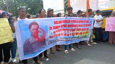Demo tuntut Yosafat Kambu Pimpin DPR PBD