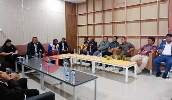 Demo tuntut Yosafat Kambu Pimpin DPR PBD2