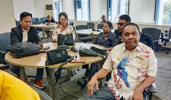 DPRK Biak Konsultasi LKPJ Bupati 2024 4
