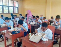 Puncak HPN 2025: PWI PBD Gelar MBG di SMP YPPK Don Bosco Sorong