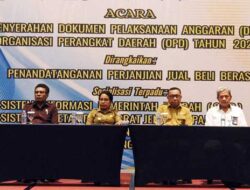 Pemkab Biak Gelar Acara Penyerahan DPA-OPD 2025, Ini Pesan Pj Bupati
