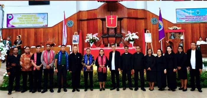 Lekransy di Sidang Jemaat GPM Rehoboth ke 52: Gereja Harus Wujudkan Aktualisasi Iman 2 Ronald Lekransy Sidang Jemaat GPM Rehobot ke 52 2
