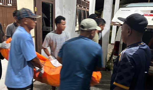 Separatis Bunuh Warga Dekai