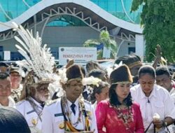 Mahkota Kusomer : Simbol Kehormatan bagi Gubernur Papua Selatan