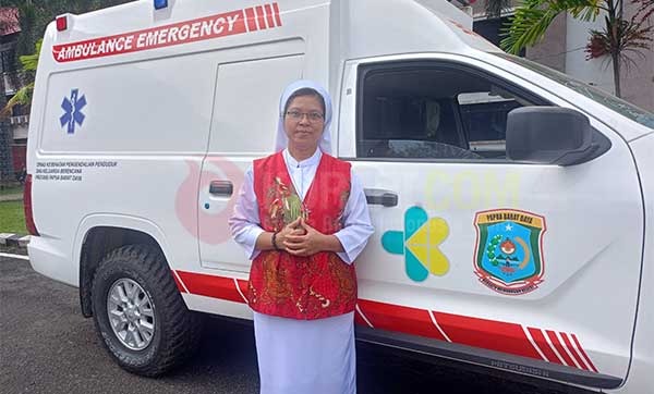 Terima Hibah Satu Ambulans dari Pemprov PBD, Begini Respon Pimpinan Klinik Bintang Timur 2 Pimpinan Klinik Bintang Timur, Suster Vitalin Sebe / Foto : Suzan