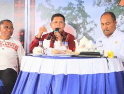Jadi Narsum di Panas Gandong Rumahkay-Rutong, Wali Kota Bodewin Bagikan Kiat Ini