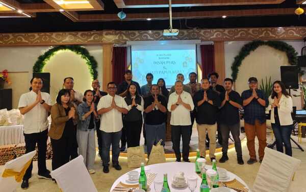 Momen Buka Puasa Bersama jajaran Kejati Papua Barat dengan Wartawan di Resto Pantai Yen Beba Manokwari, Selasa (25/3/2025)/ Foto : KENN