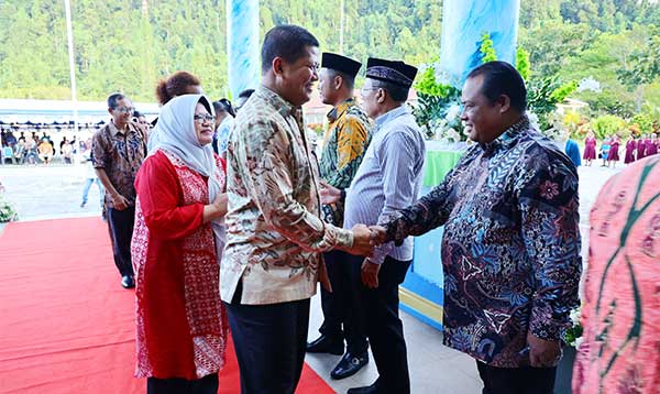 Pangkoarmada III Bukber Gub Wagub PBD di R4