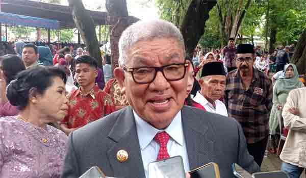Bupati M Thaher Hanubun Wamenkumham RI