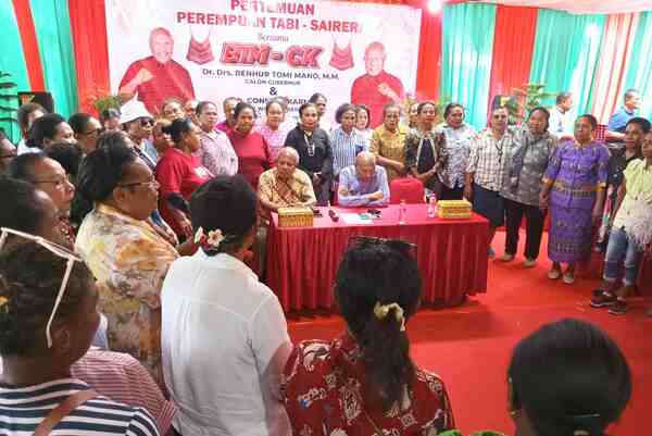 Deklarasi Dukungan, Perempuan Noken Tabi-Saireri Tambah Kekuatan BTM-CK di PSU Papua 2 IMG 20250404 WA0010