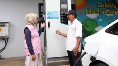 PLN Momen Srikandi PLN di Mudik Lebaran 2025