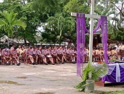 SMPN 3 Biak Kota Gelar Ibadah Paskah: “Jangan Takut, Ia Telah Bangkit!”