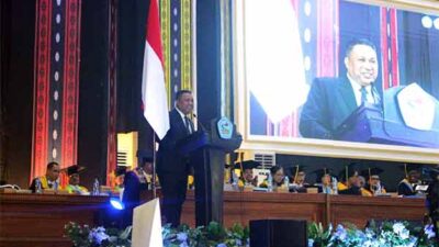 Hadiri Dies Natalies ke 62 dan Wisuda Unpatti Ambon, Begini Pesan Wagub Vanath