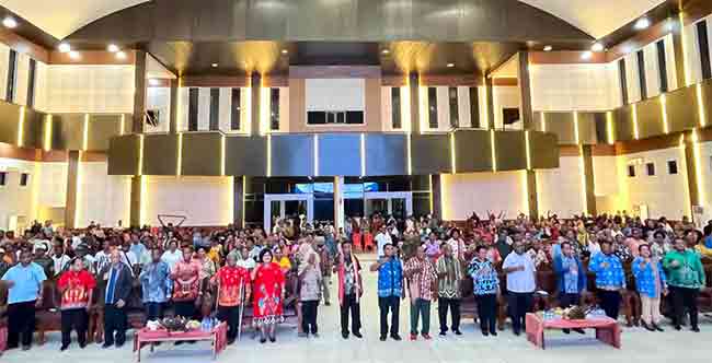 Satu Hati di Tanah Rantau: Momen Warga A3 Mimika Bersama Pemimpin Daerah PBD 2 A3 Mimika bersama Pimpinan PBD2