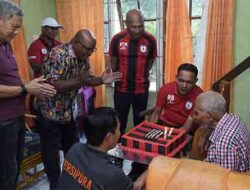 Rayakan HUT ke 62 Persipura Jayapura, Ketum Kunjungi Pendiri Klub