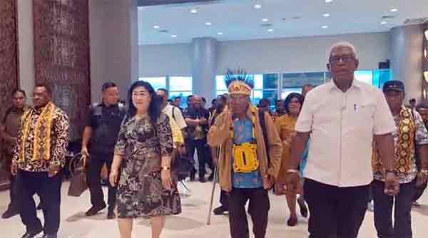 Bupati JR Jemput Para Uskup
