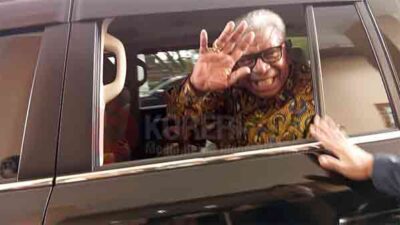 Bupati JR Ketua Paniti aPentahbisan Uskup Timika