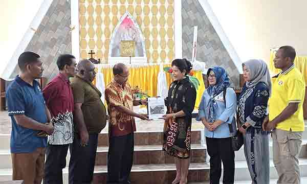 Gerindra Papua Bantu Gereja di Papua