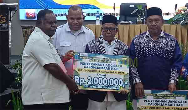 Gub PBD Lepas 371 CJH ke Mekkah2