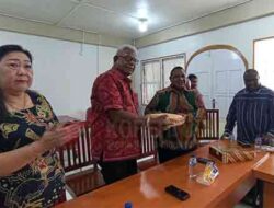 Momen Penuh Cinta: Pemkab Maybrat Dukung Pentahbisan Uskup Timika