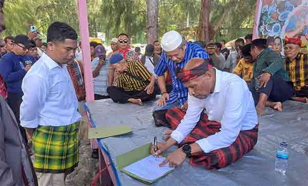 Festival Kande Kandea di Jayapura, Warga Buton Tengah Kompak Dukung BTM-CK di PSU Papua 2 IMG 20250525 WA0012