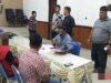 Kejari Jayapura Terima Tersangka Yuni Enumbi, BB 2 Senpi SS1 hingga Toyota Hilux