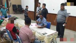 Kejari Terima Tersangka Yuni Emunbi