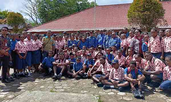 Kepala BKN RI: Pendidikan di Mimika Bisa Jadi Role Model Nasional 1 Kepala BKN RI Pendidikan Mimika