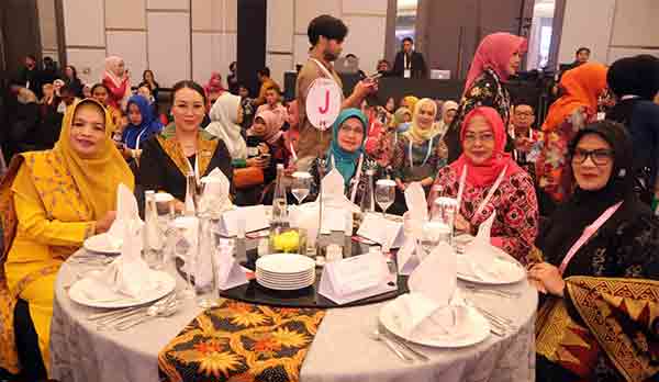 Hadir di Rangkaian Program Munas VII APEKSI, Ini Harapan Lisa Wattimena 2 Lisa Wattimena Munas VII APEKSI 2025 2