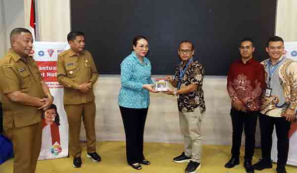TP PKK Ambon Bantuan Paket Nutrisi