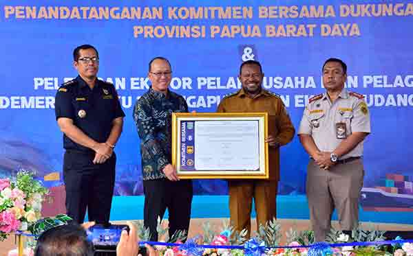 Pesta SINOLI 2025: Upaya BI Tingkatkan Ekspor PBD, Wagub Nausrau Apresiasi 3 BI Papua Barat Pesta Sinoli 2025 2