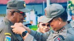 Bupati JR Terima Pin Keihormatan IPDN
