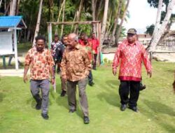 Constant Karma Pulang Kampung: Dari Tanah Leluhur, Bawa Harapan Papua Baru