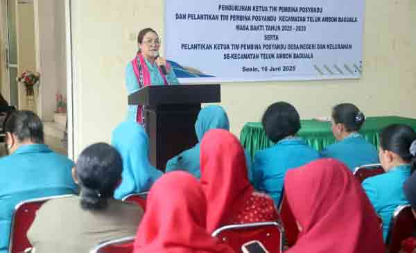 Lisa Wattimena Tim Pembina Posyandu Baguala