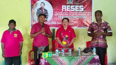 Peggy Kafiar Reses 3 Kampung di Distrik Andey