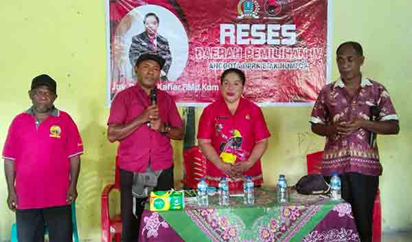 Peggy Kafiar Reses 3 Kampung di Distrik Andey