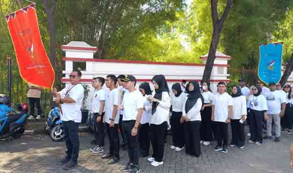 Pemprov Maluku Serahkan Petaka Bangga Kencana