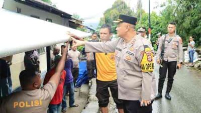Pettingi Polresta Ambon Tinjau Rumah Anggota