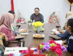 Ketua TP PKK Kota Ambon Pimpin Rapat Bahas Persiapan Event Jukulele 2025
