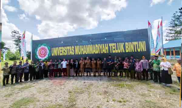 UNIMUT Peletakan Batu Pertama